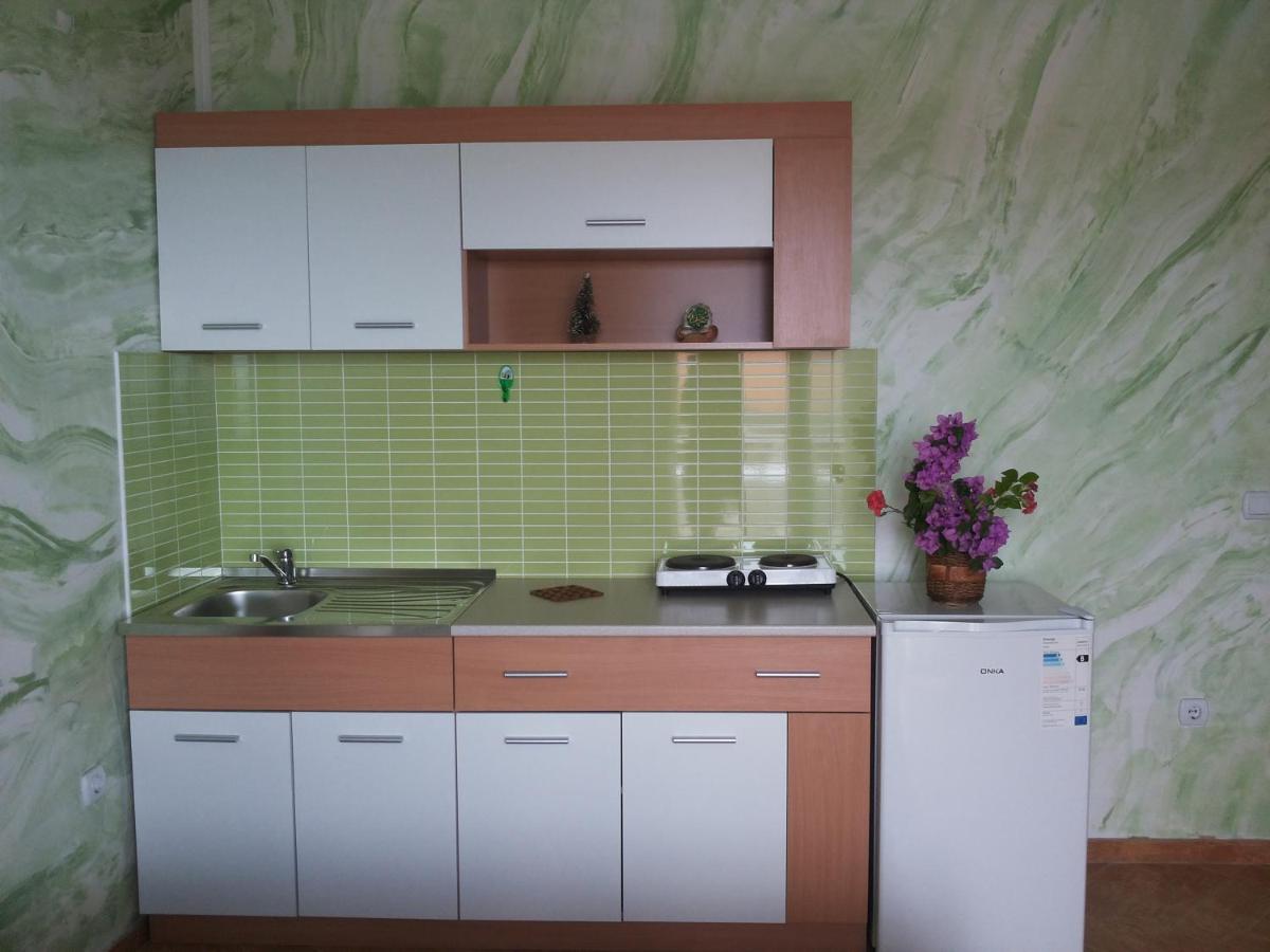Alvanita Apartments - Housity
