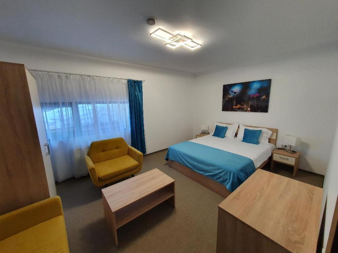 Pensiunea Black Mountain - Housity