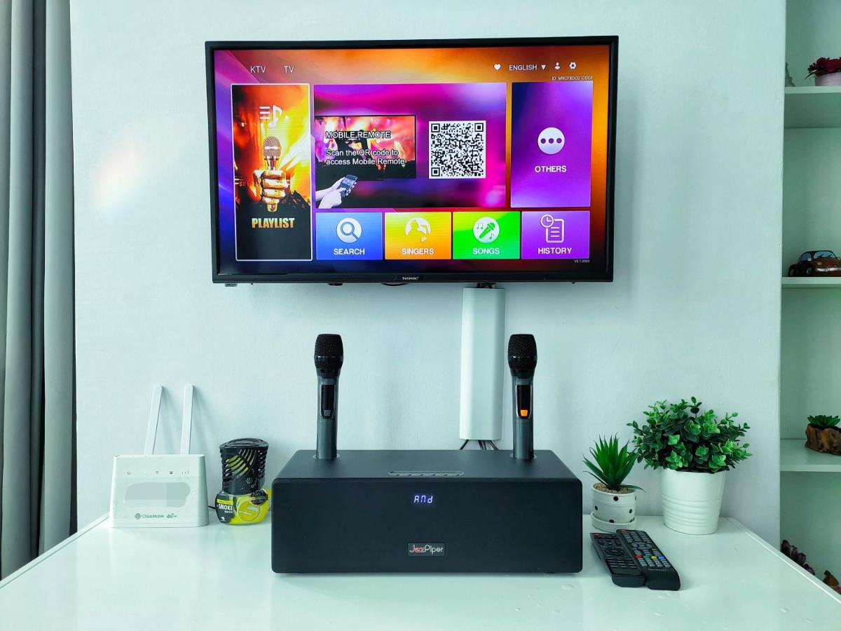 Suitetrails - Karaoke System, Georgetown, 2-11 Pax, 2 Bedrooms, 2 Bathrooms