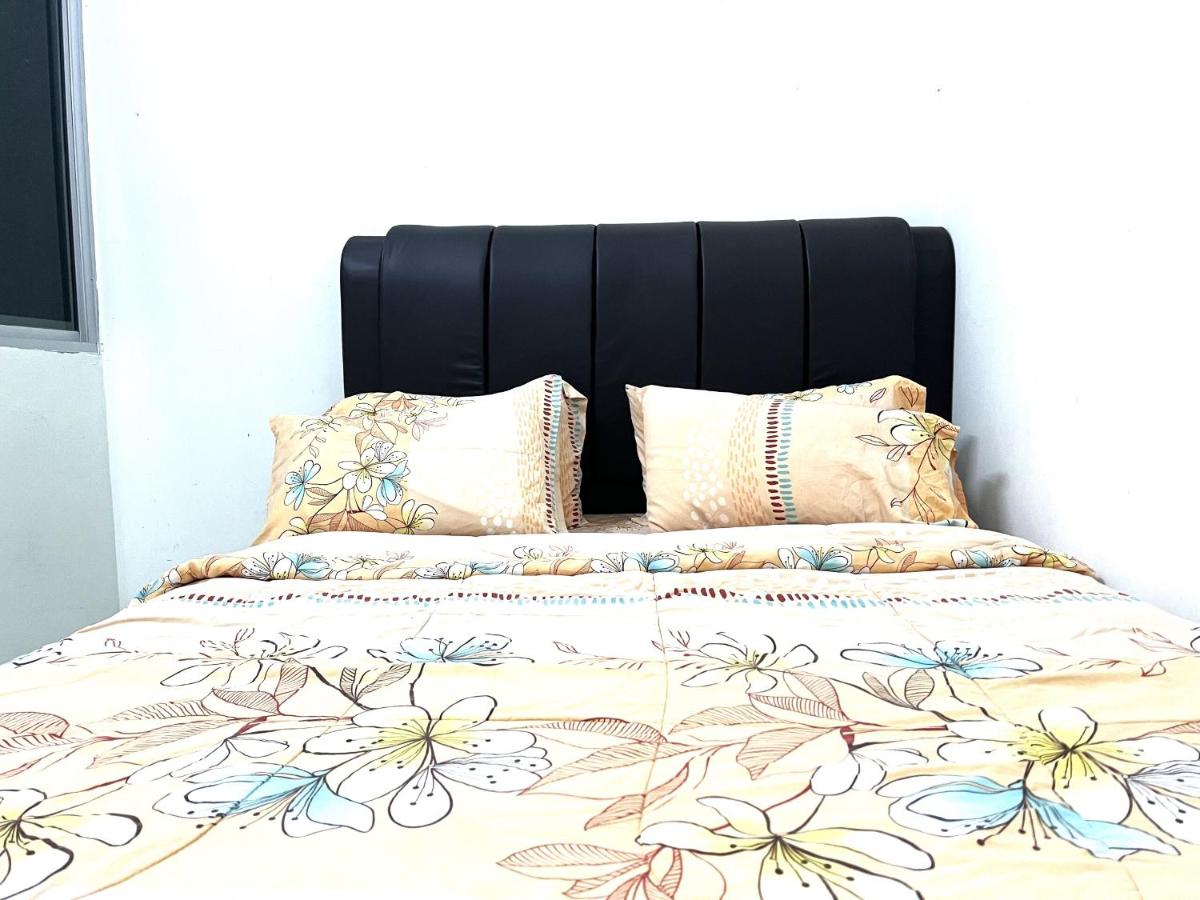 OYO Home 90469 Homestay Changlun Star - Housity
