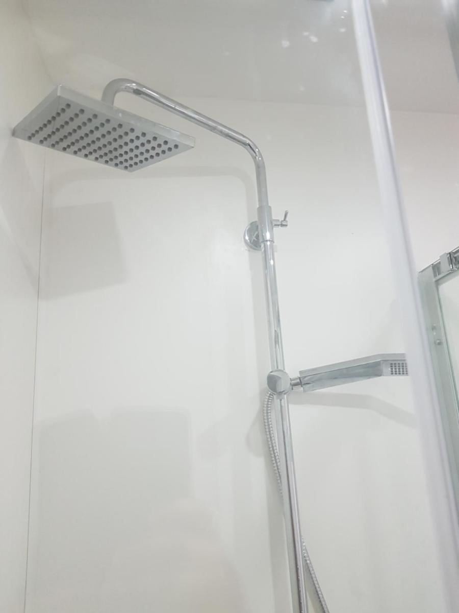 Seashore Suite Sheffield - Housity