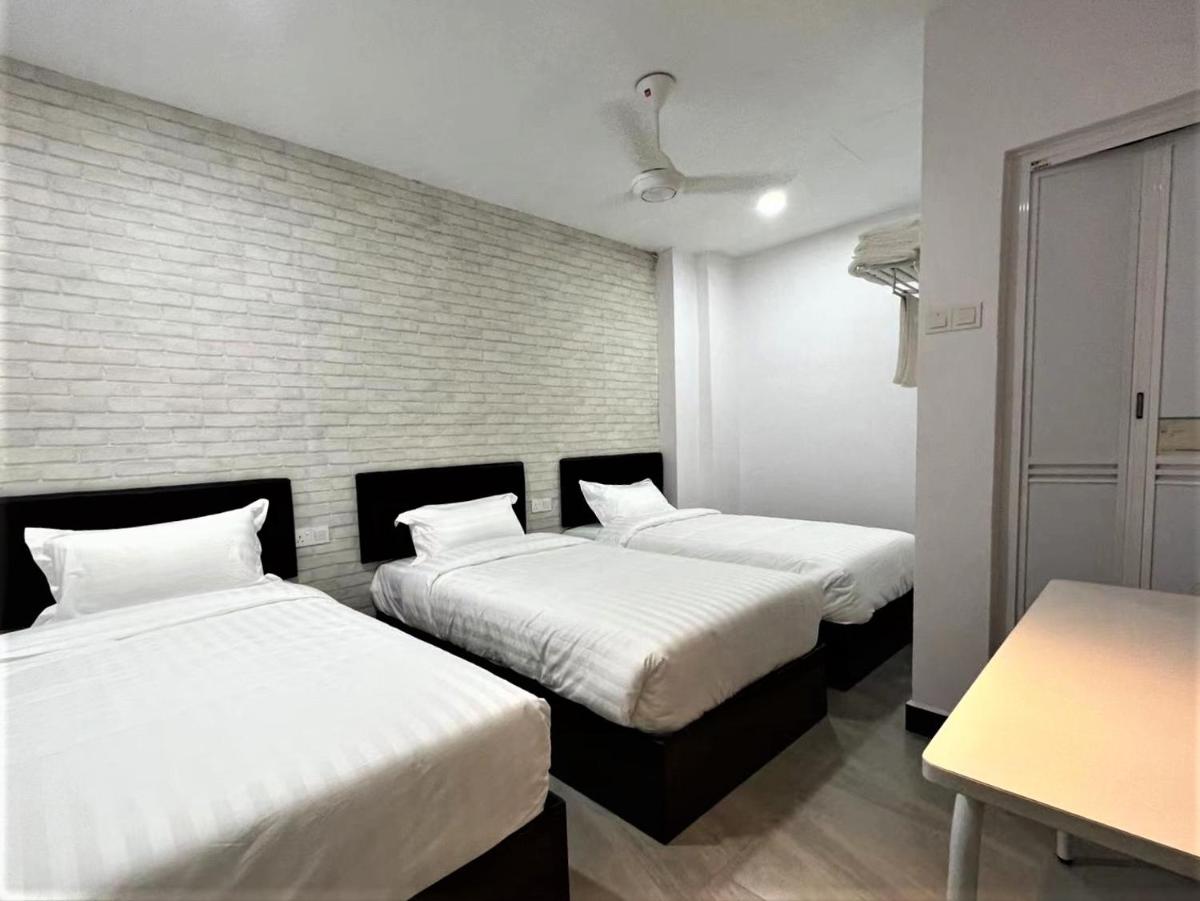 Hotel Decentraland Kuala Terengganu - Housity
