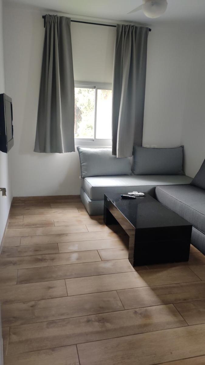 יערה בכפר קרוב לנחל - Housity