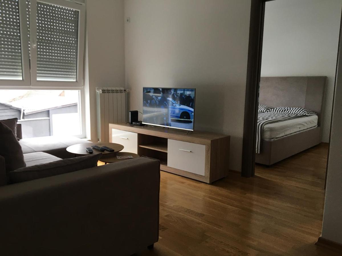 Cool Apartments with FREE PARKING - Housity