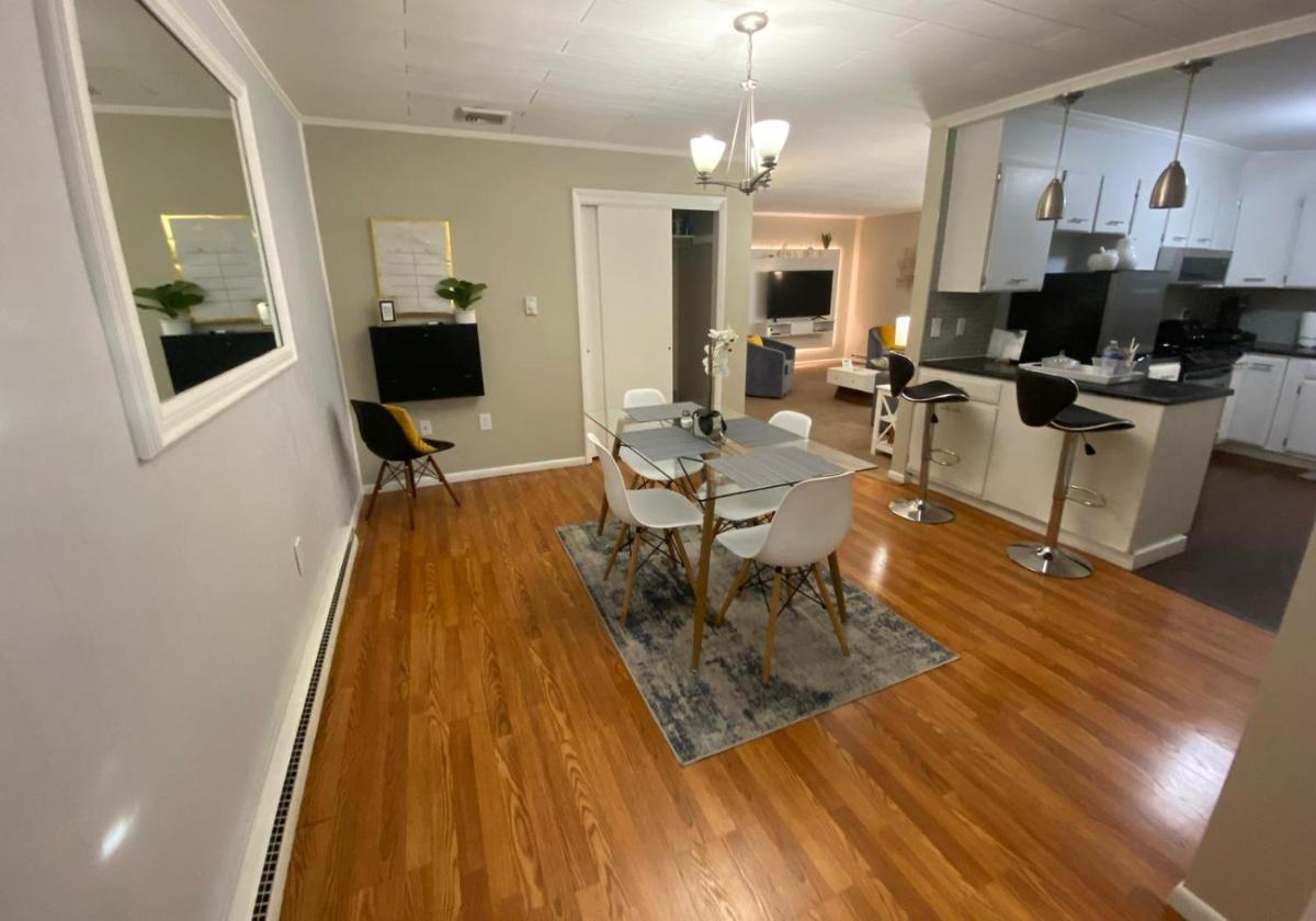 A Modern Apt close to downtown - Housity