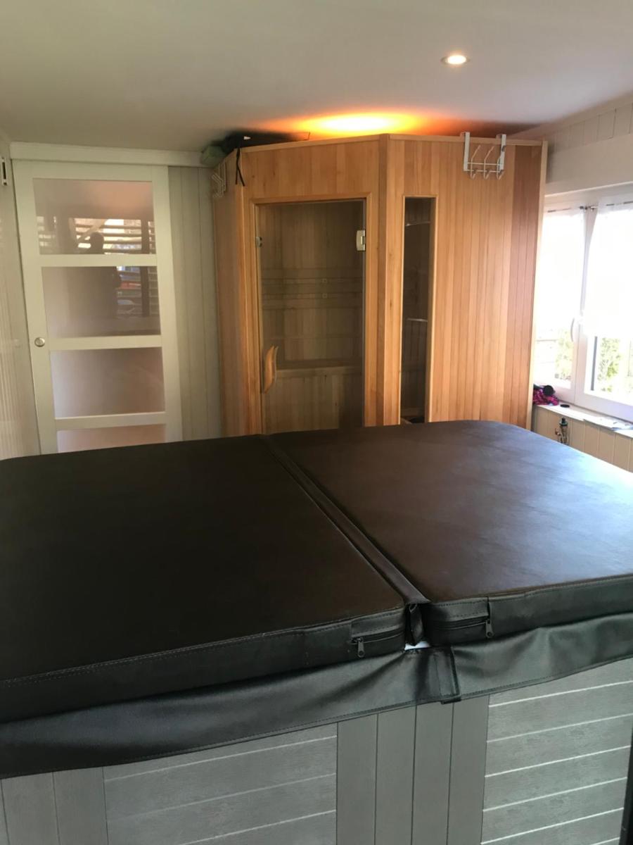 La Coudraie: Loft sauna/jacuzzi privatif à la campagne - Housity