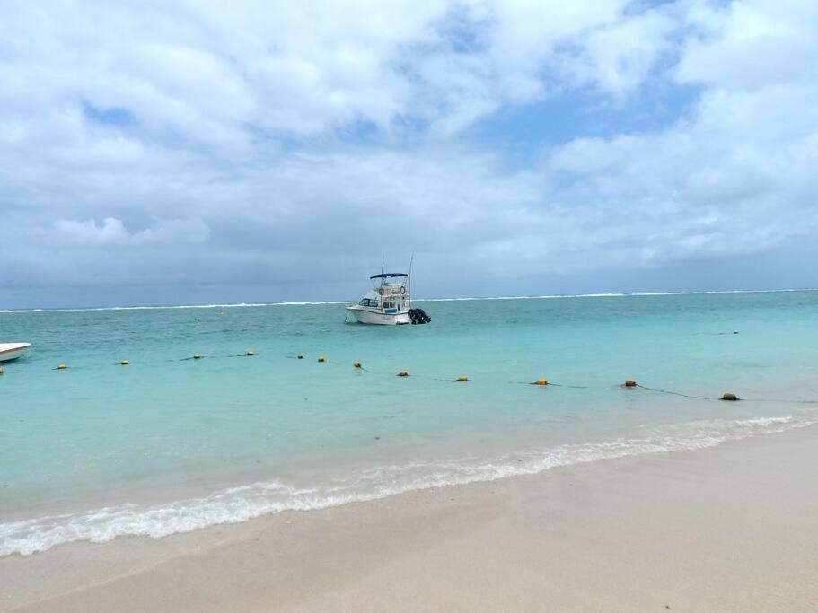 Beach front apartment - Housity