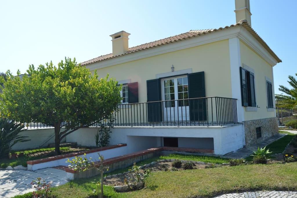 Villa Baleia, São Julião Beach - Ericeira - Housity