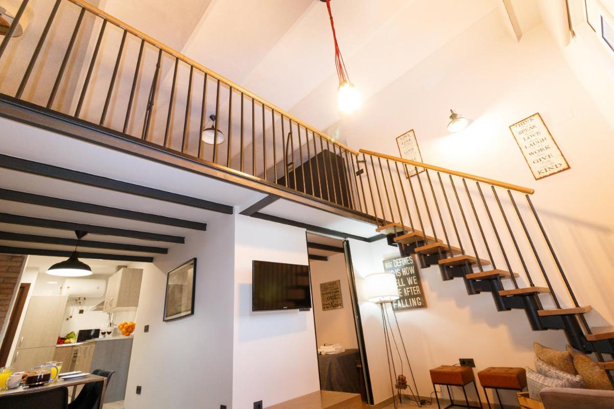 Duplex in Poblenou, near the beach and perfect for vacations - Housity