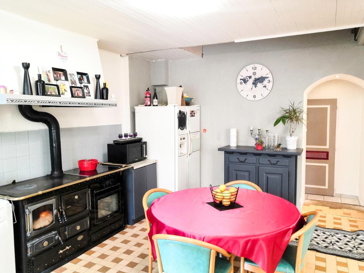 La Maison du Bonheur maison de campagne 20 personnes avec jacuzzi - Housity