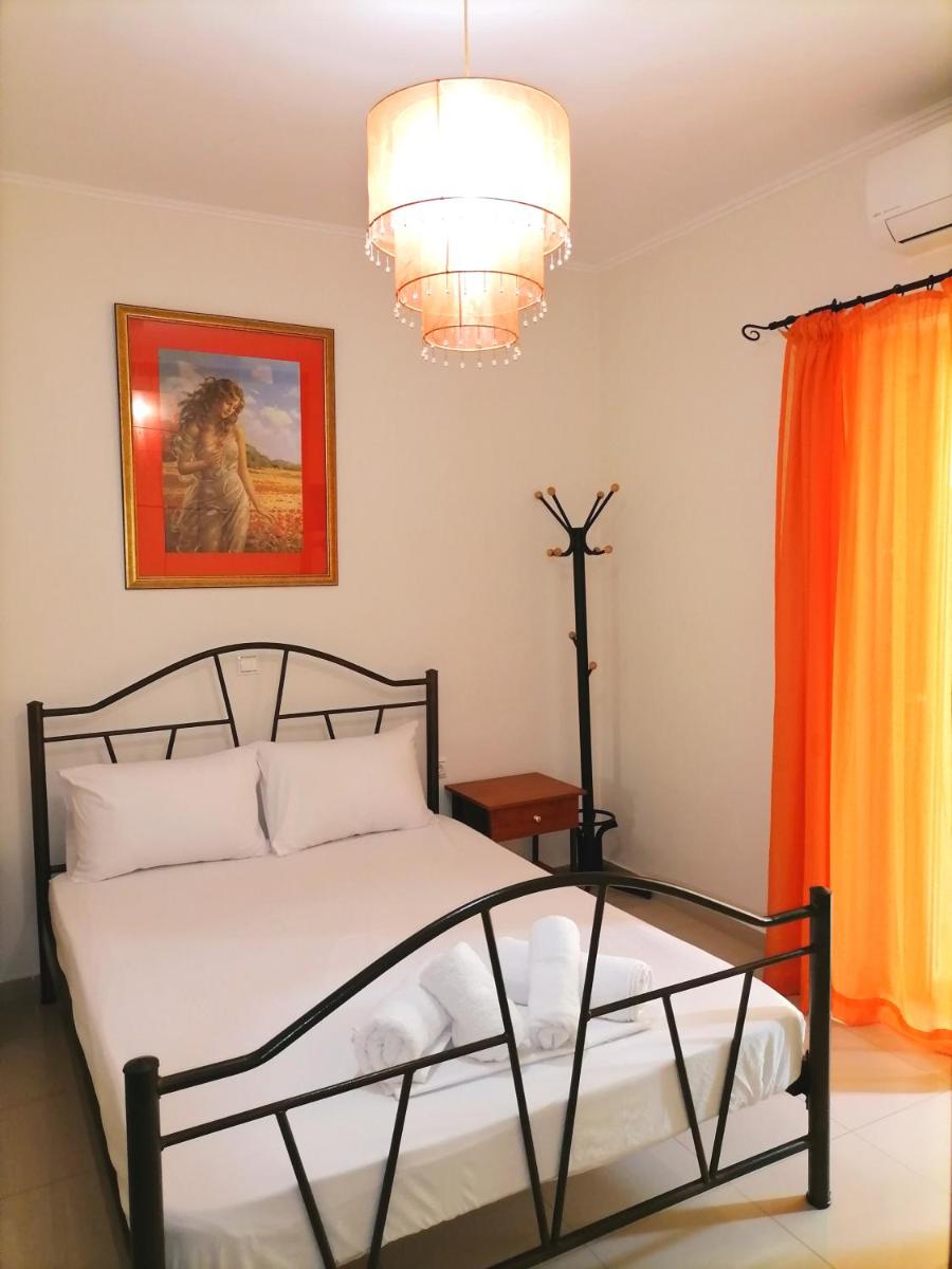 ARETI'S HOUSE - Housity