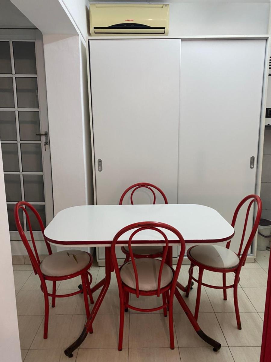 CASA MONROE, amplia con excelente ubicación! - Housity