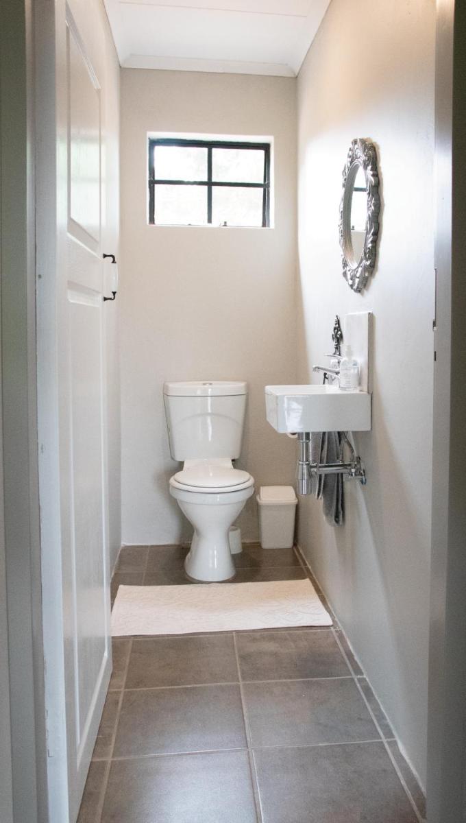 East of East Guest Cottage - Housity
