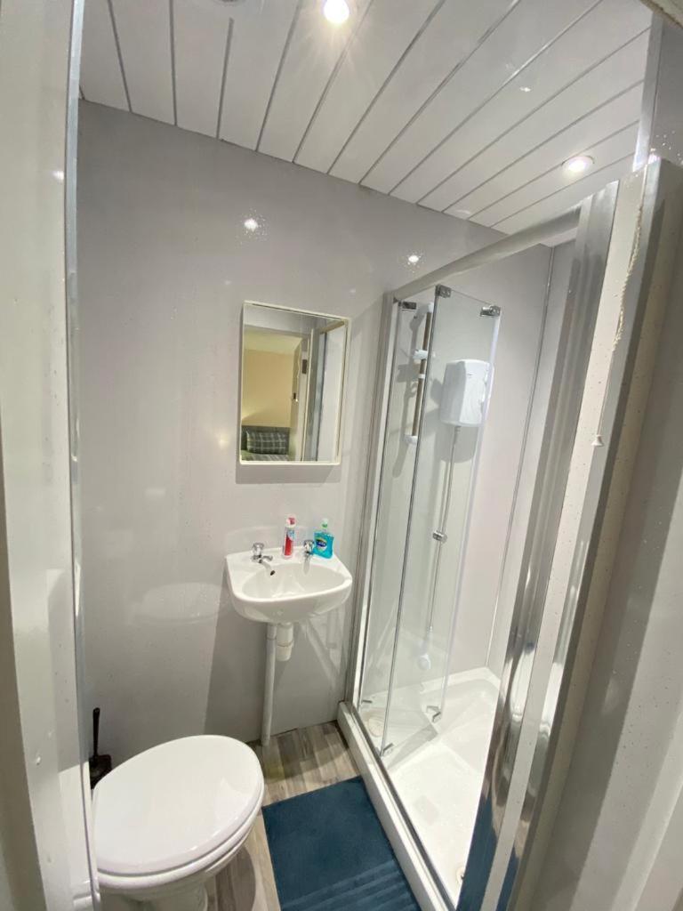 IBROX GuestHouse - Housity
