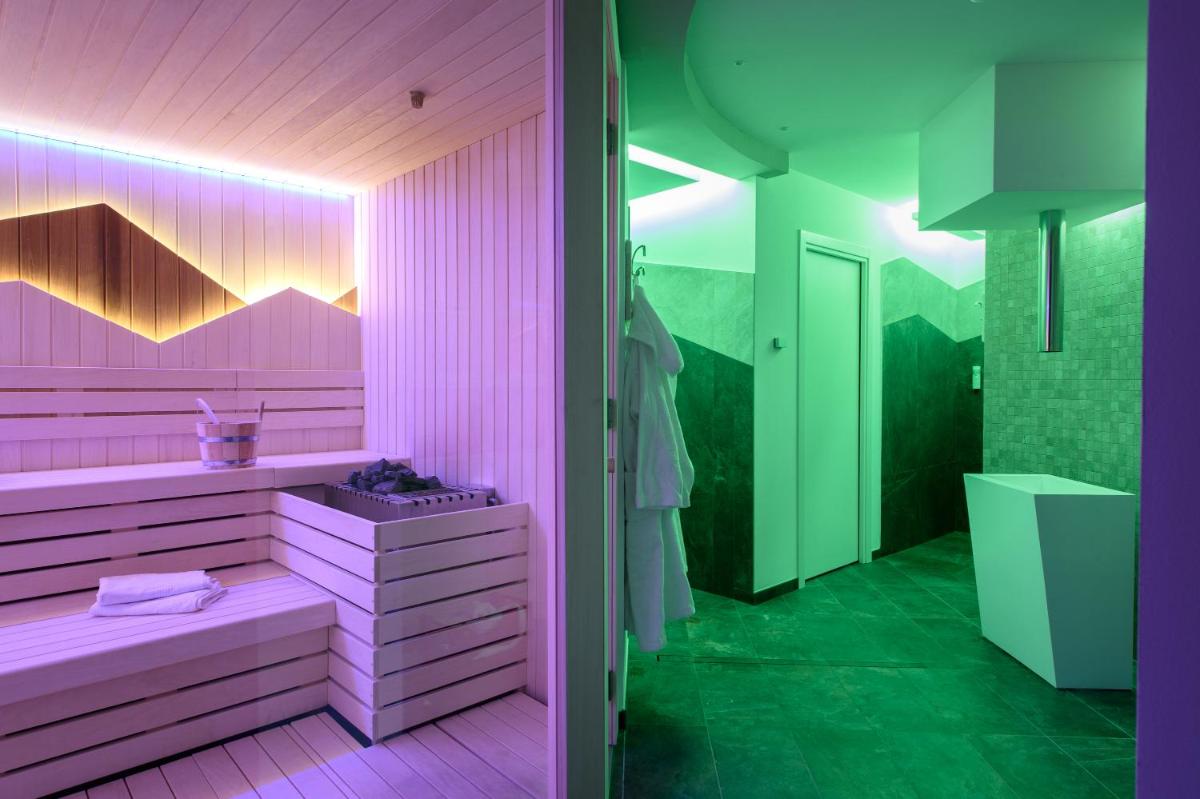 Hotel Garni Roberta - Housity