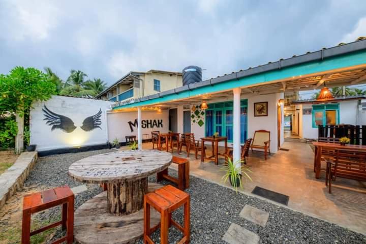 Ocean Rock Beach House - Housity