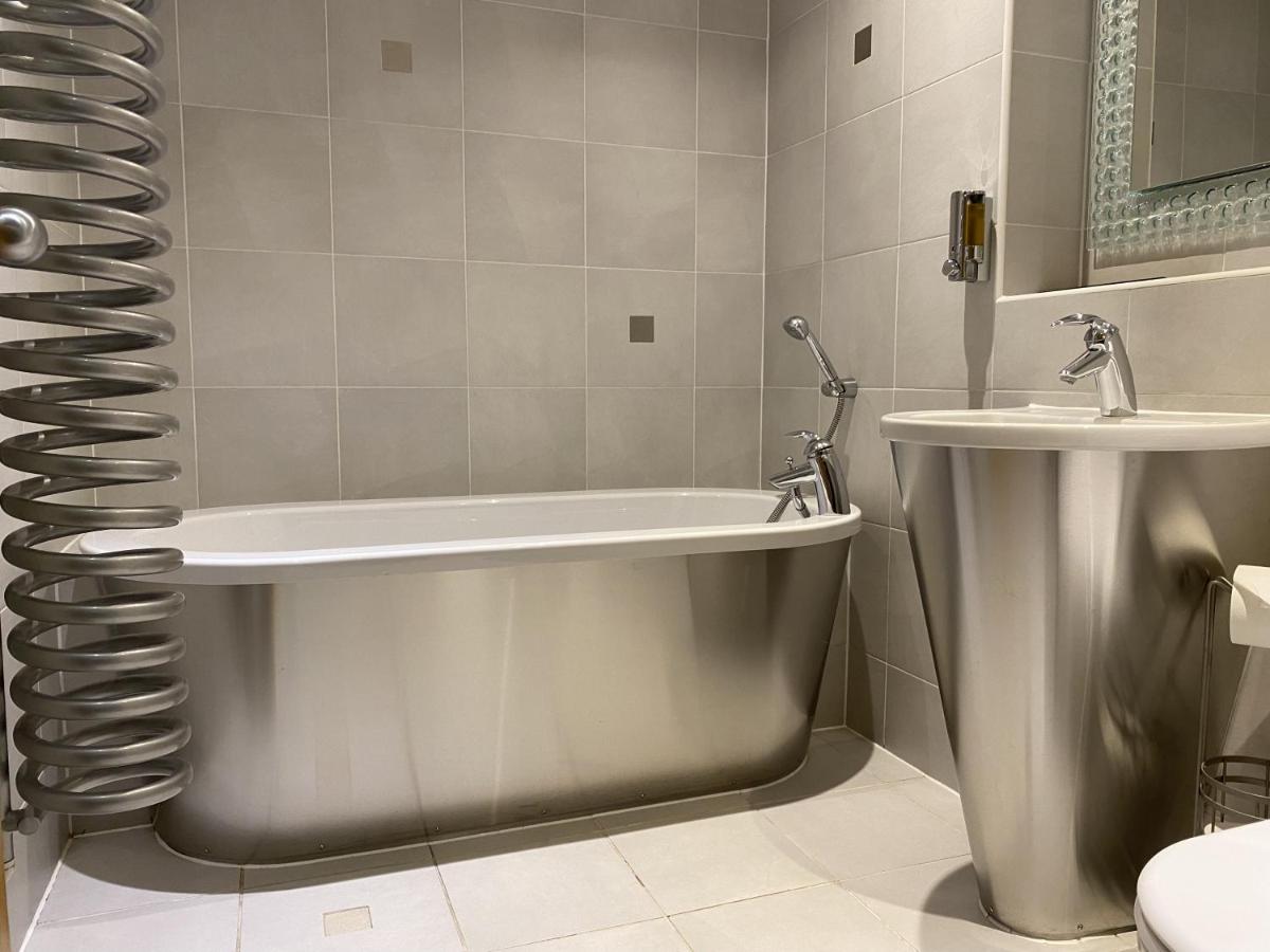 High View Serviced Apartment - Housity