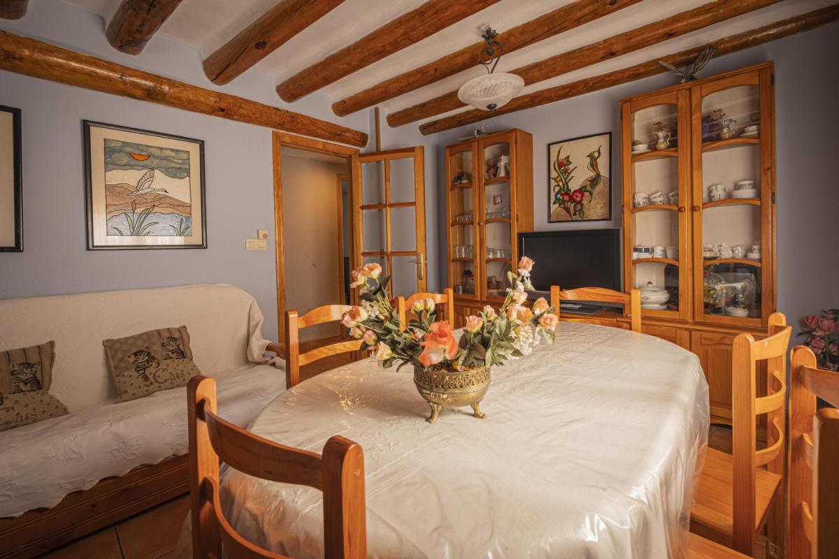 Casas Santos y Tolta - Housity