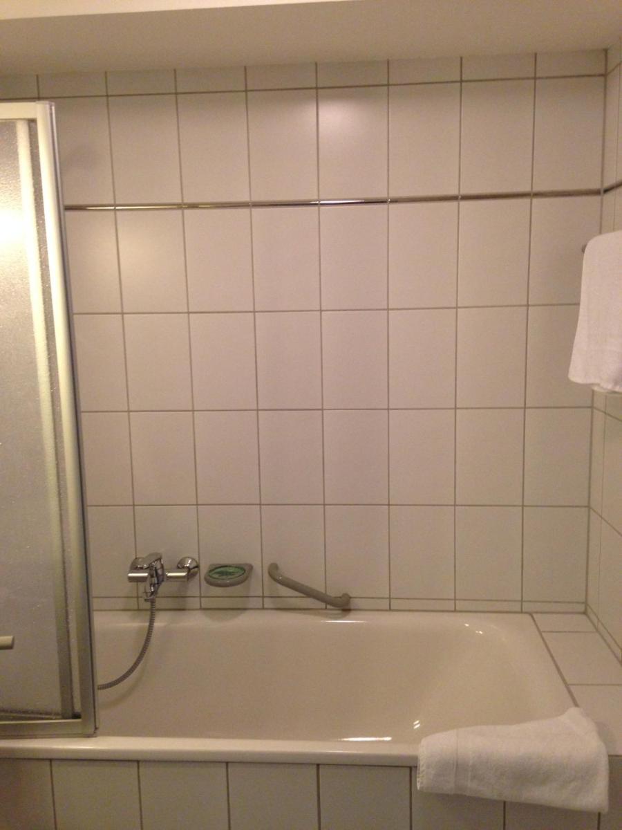 Ein Badezimmer in der Unterkunft Hotel Astra Rastatt