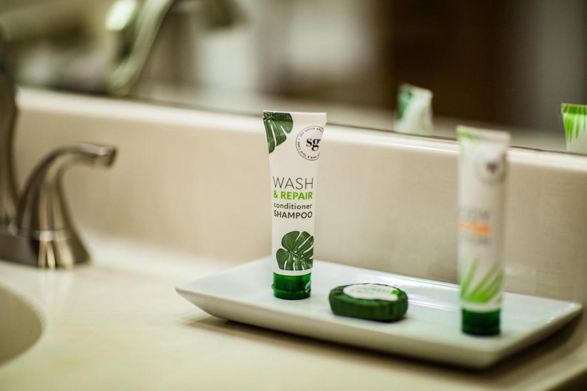 Inn at the Canyons - Housity