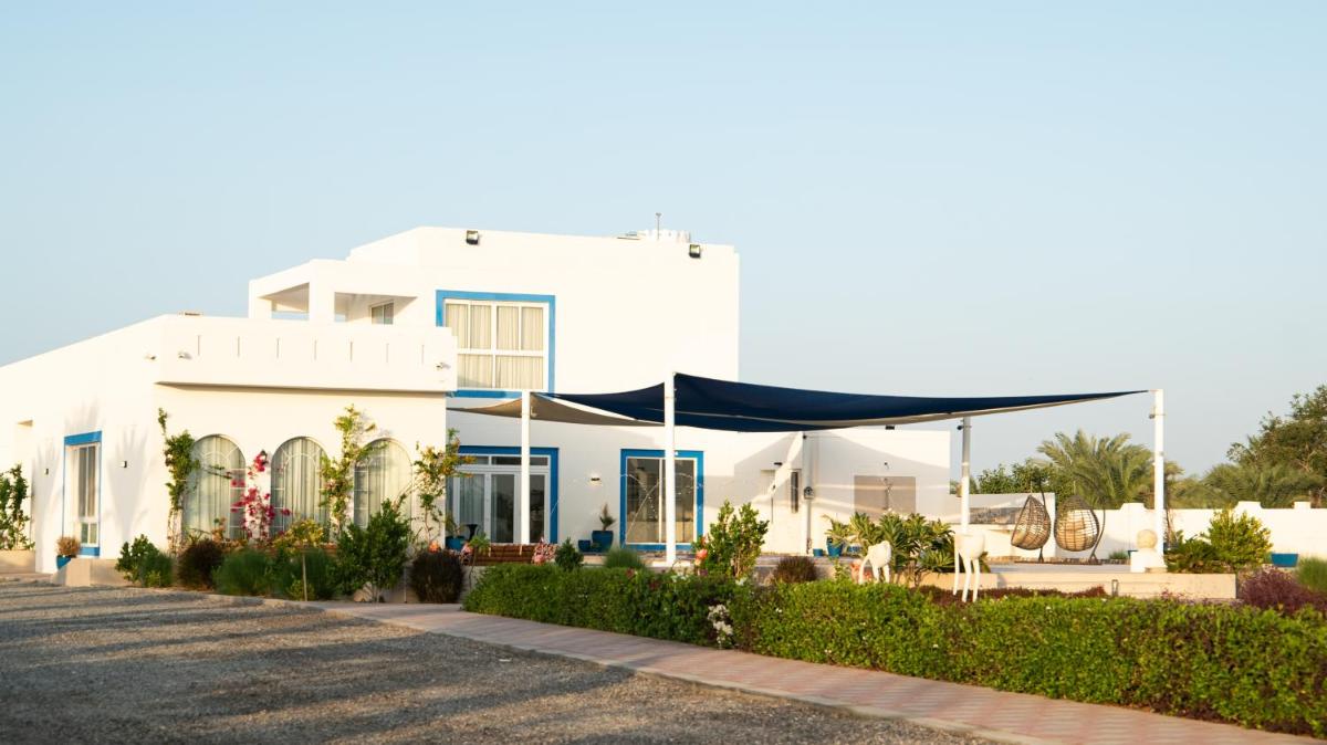 Luxury Farm Villa in Musanaa Oman - Housity