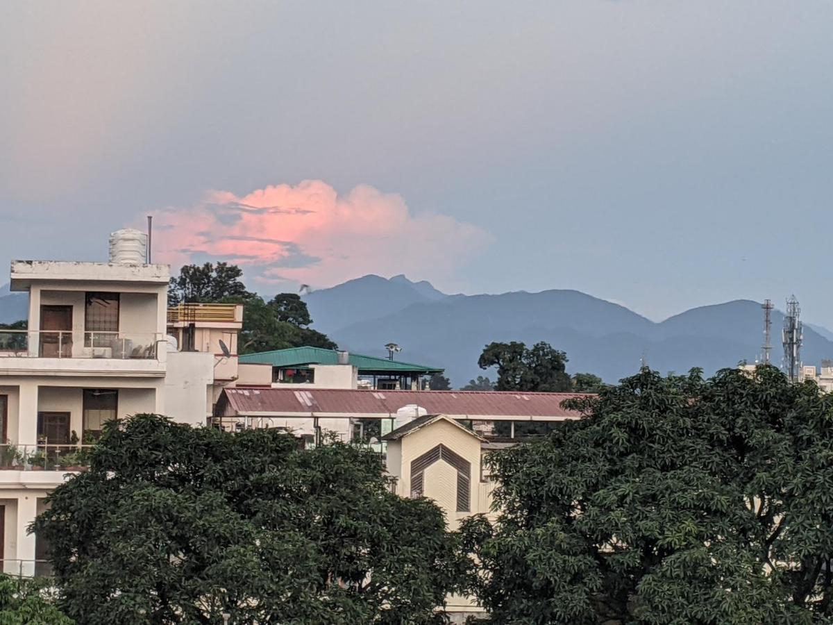Hotel Kanchan Dehradun - Housity