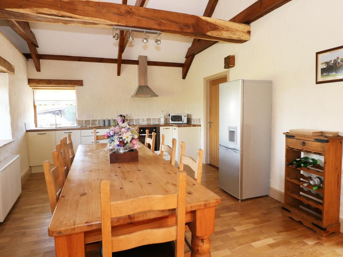 Stable Cottage - Housity