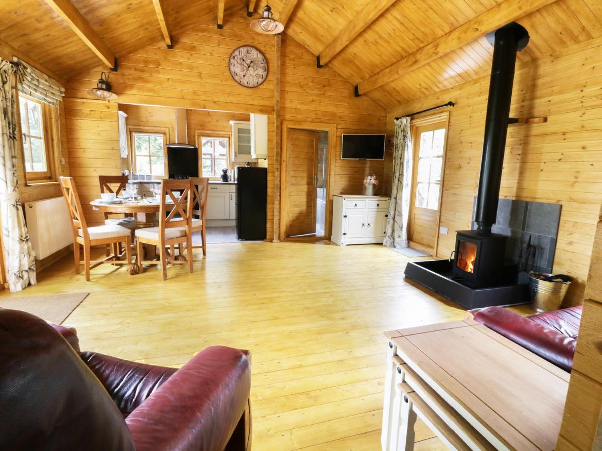 Acorn Lodge - Housity