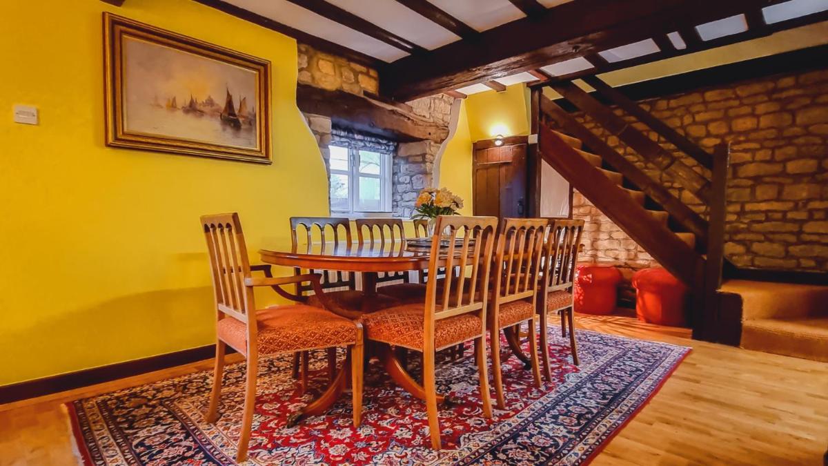 River Nene Cottages - Housity
