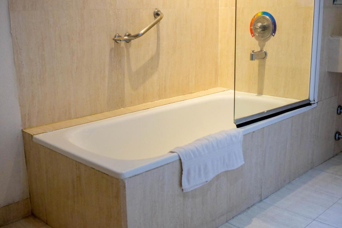 Suitetrails - Hotel Senses Equipetrol