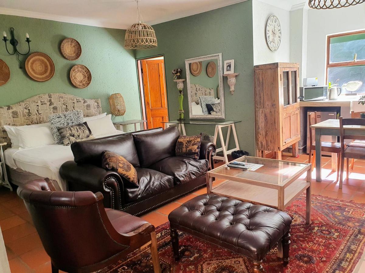 Waterhouse Guest Lodge - Indus Street - Housity