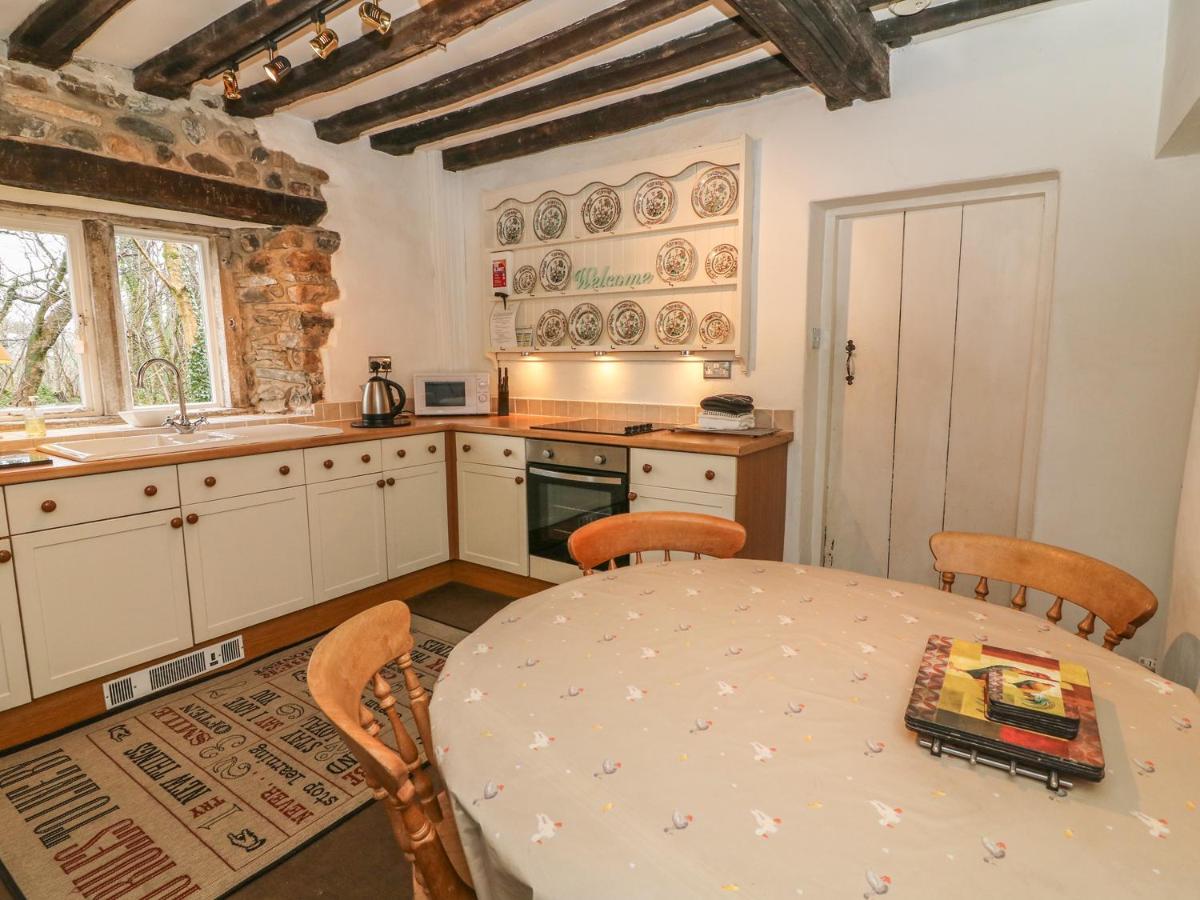 Beckside Cottage - Housity