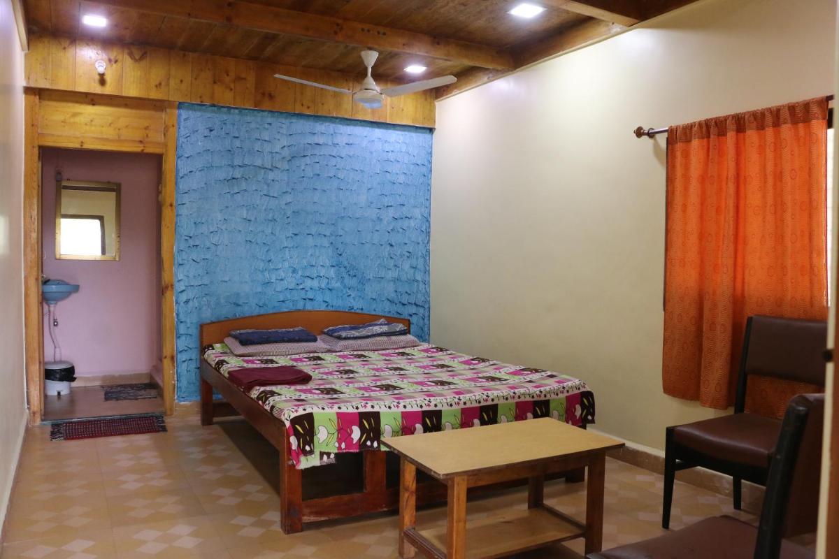 Malvankar Niwas Nyahari - Housity