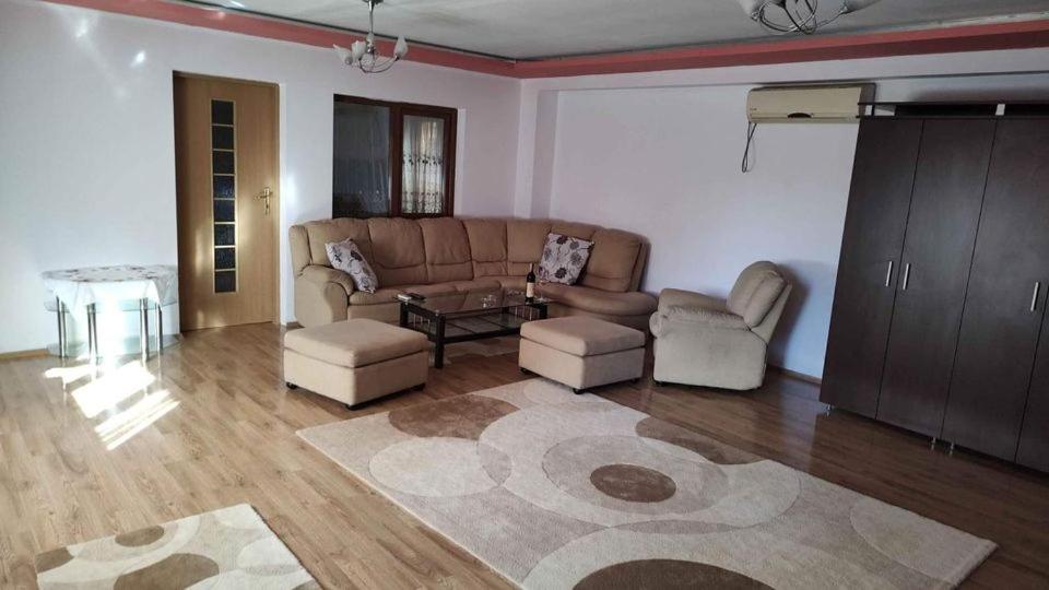 Apartament 2 la Vila - Housity