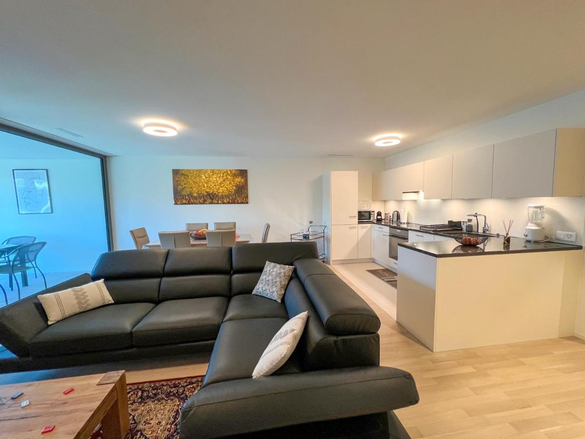 Lavish 4.5 rooms furnished apartment @Glattbrugg - Housity