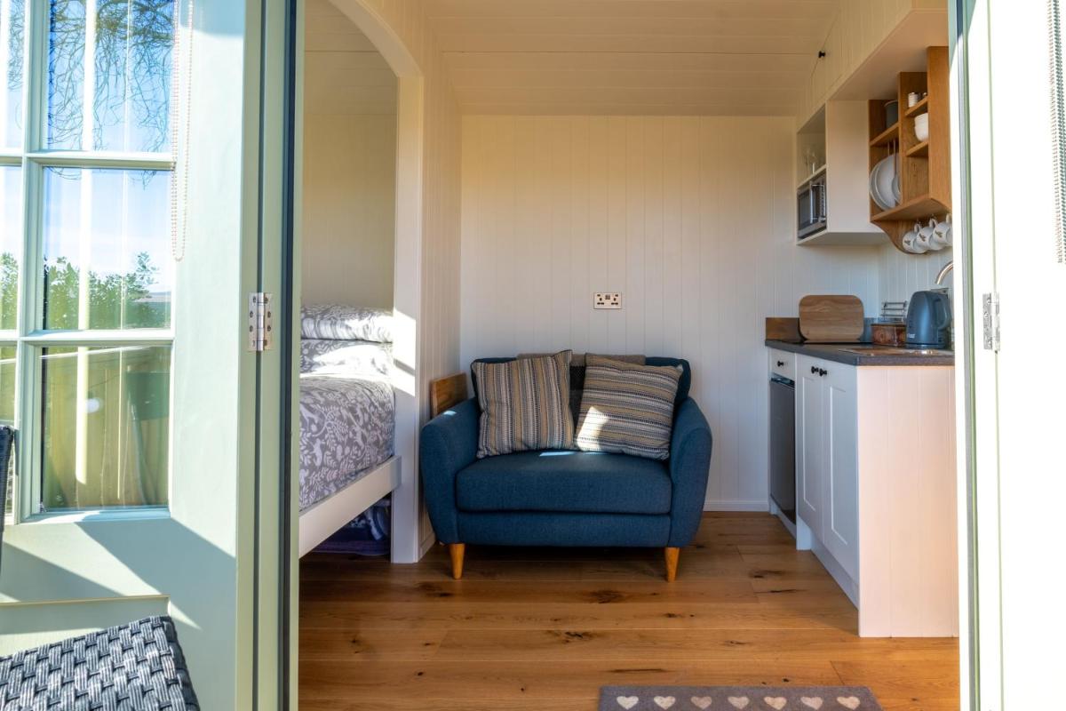 Scalderskew Shepherds Hut - Housity