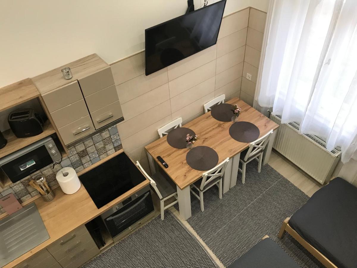 Móra apartman 2 - Housity