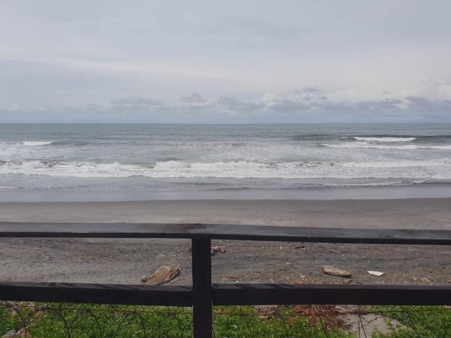 RANCHO LEI, Playa Las Flores, LA LIBERTAD - Housity