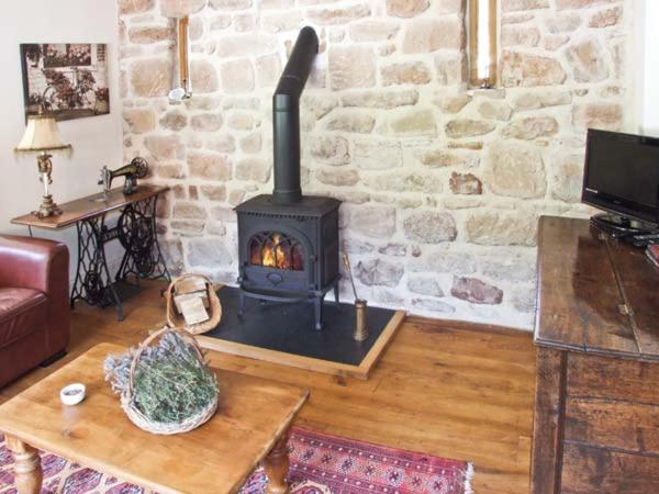 The Lodge Farm Barn - Housity