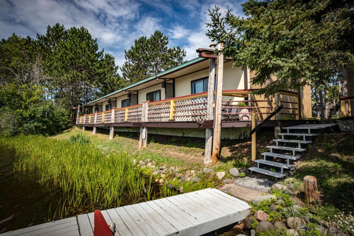 Riverside Motel - Housity