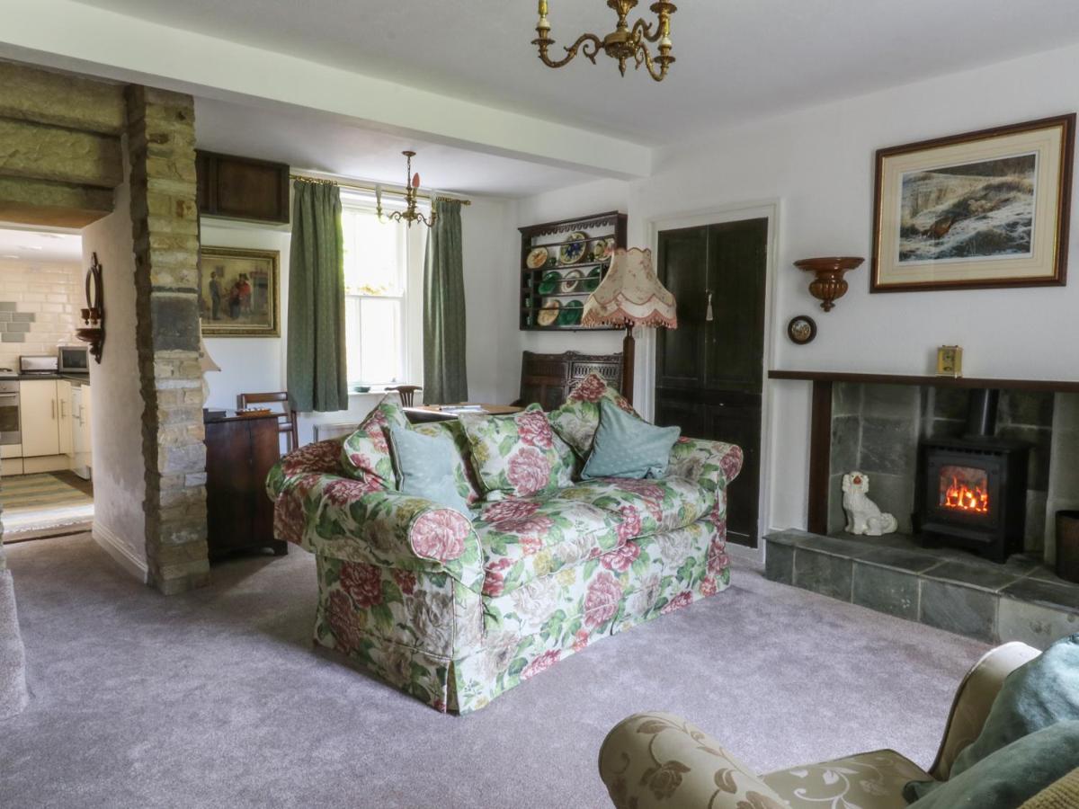 Sally's Cottage - Housity