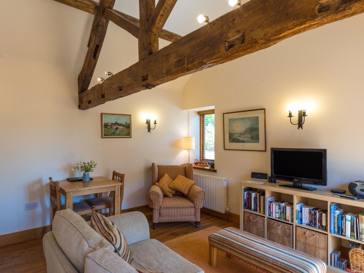 The Byre - Housity