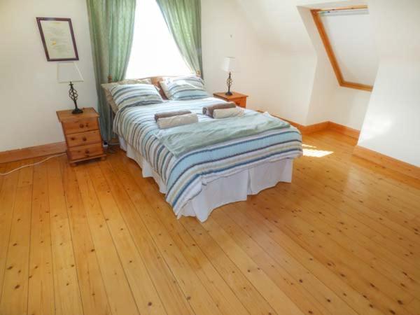 Sunset Beach Cottage - Housity