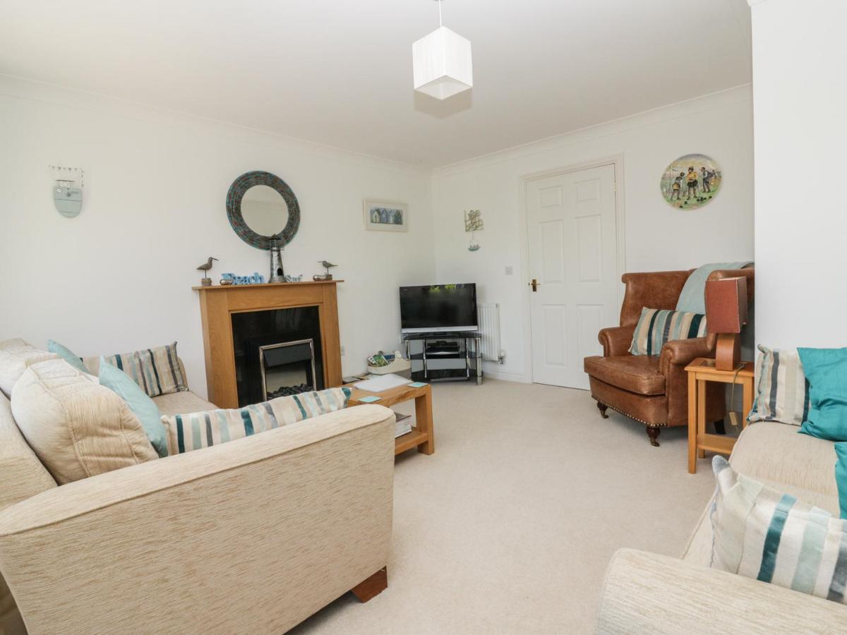 Strawberry Cottage - Housity