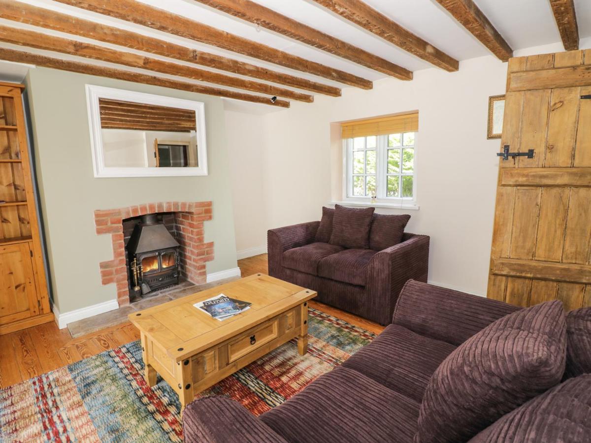 Blenheim Edge, The Causeway - Housity