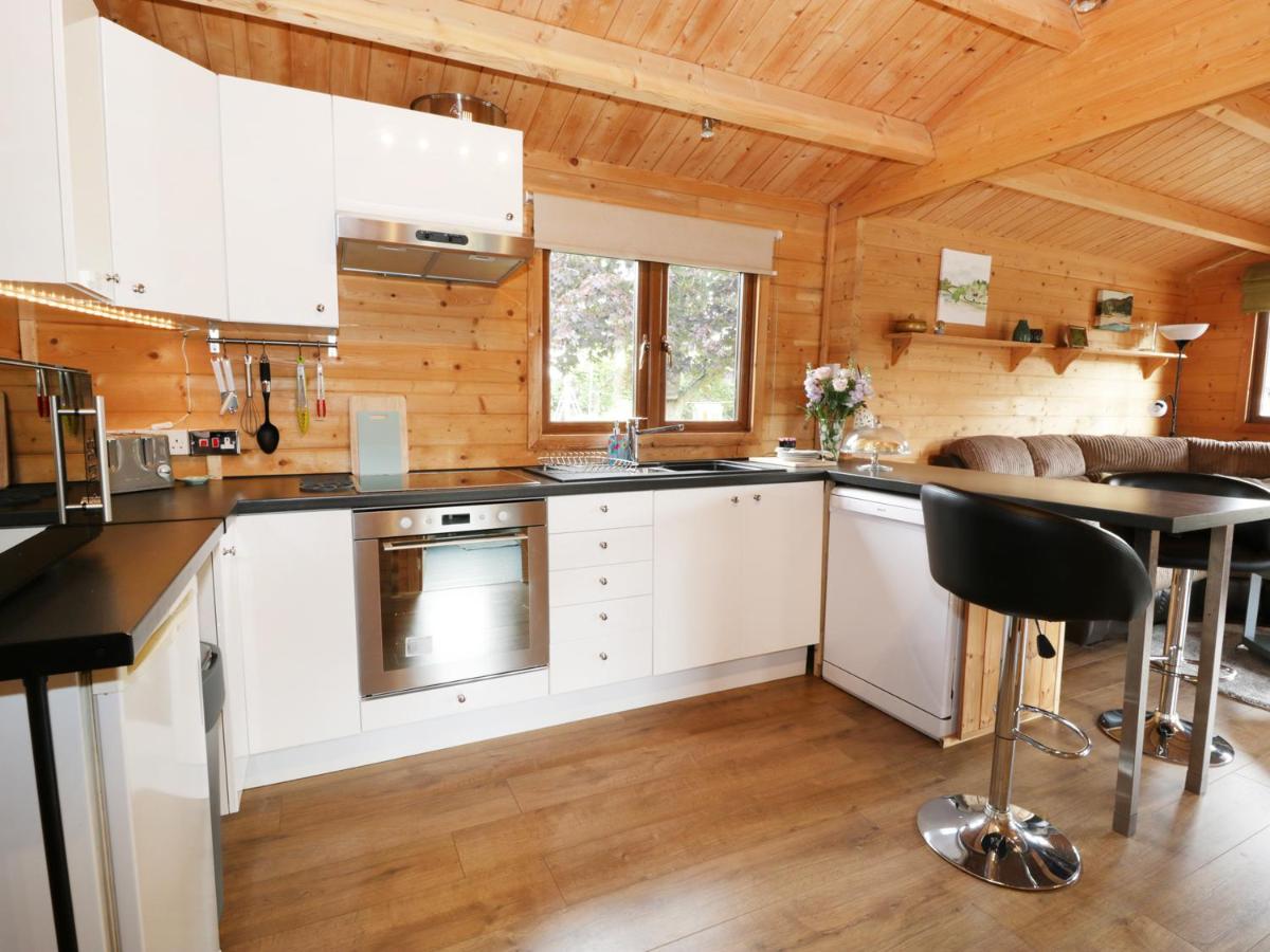 Mayfields Lodge - Housity