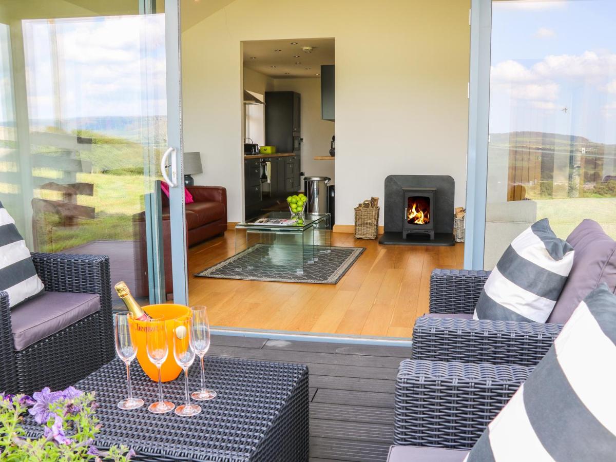 Meadow Cottage at Hill Top Farm - Housity