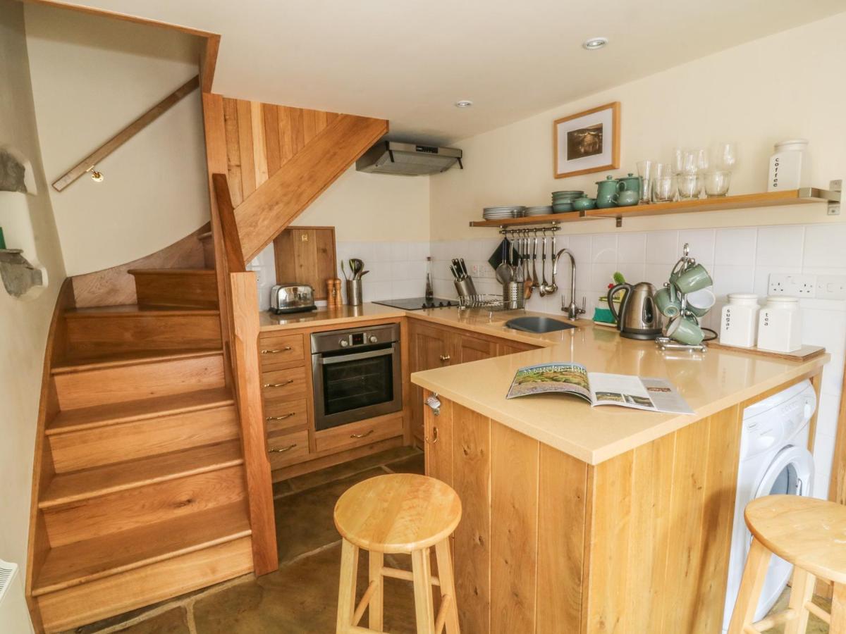 High Head - Housity