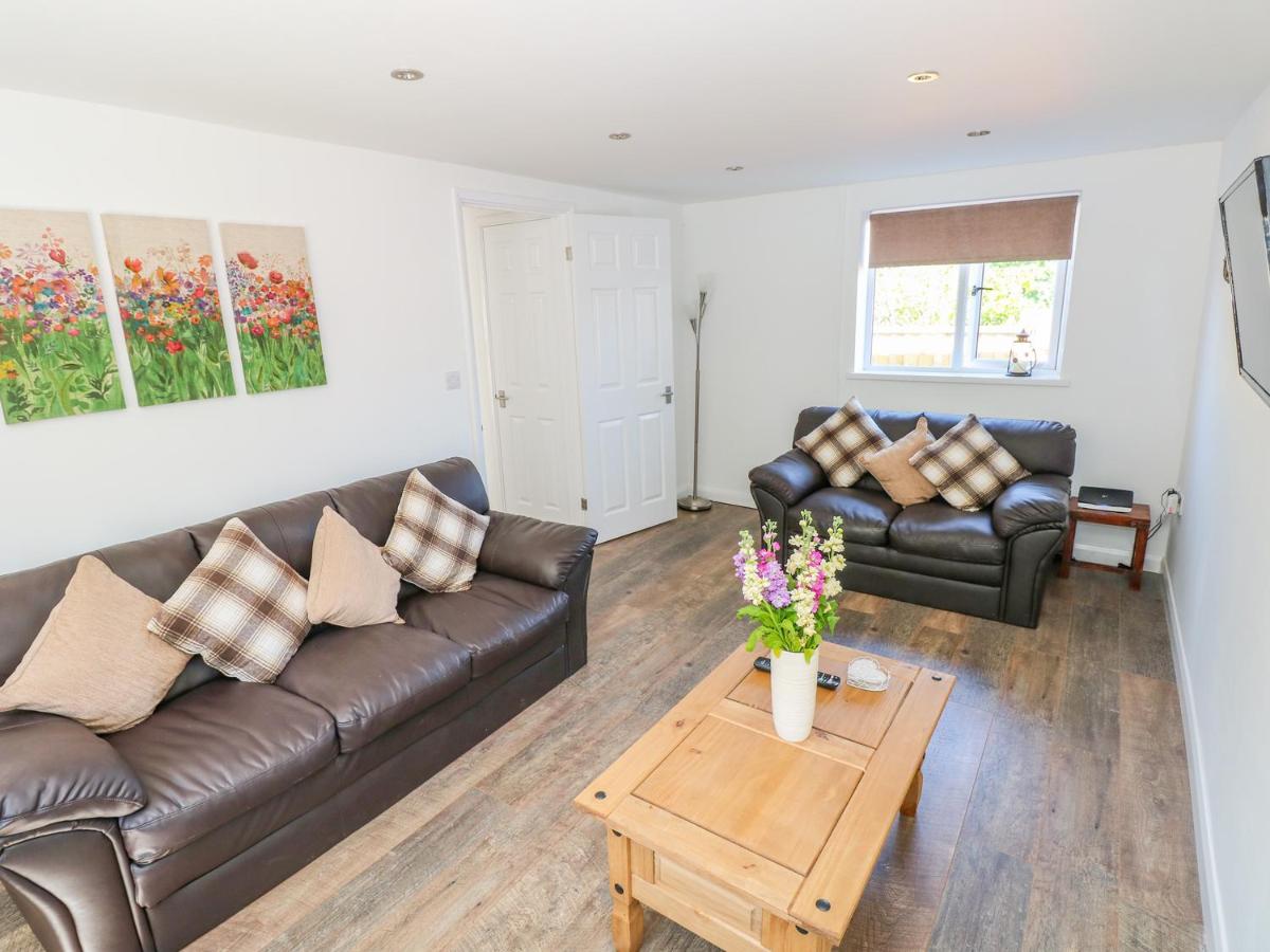 Grove Cottage - Housity