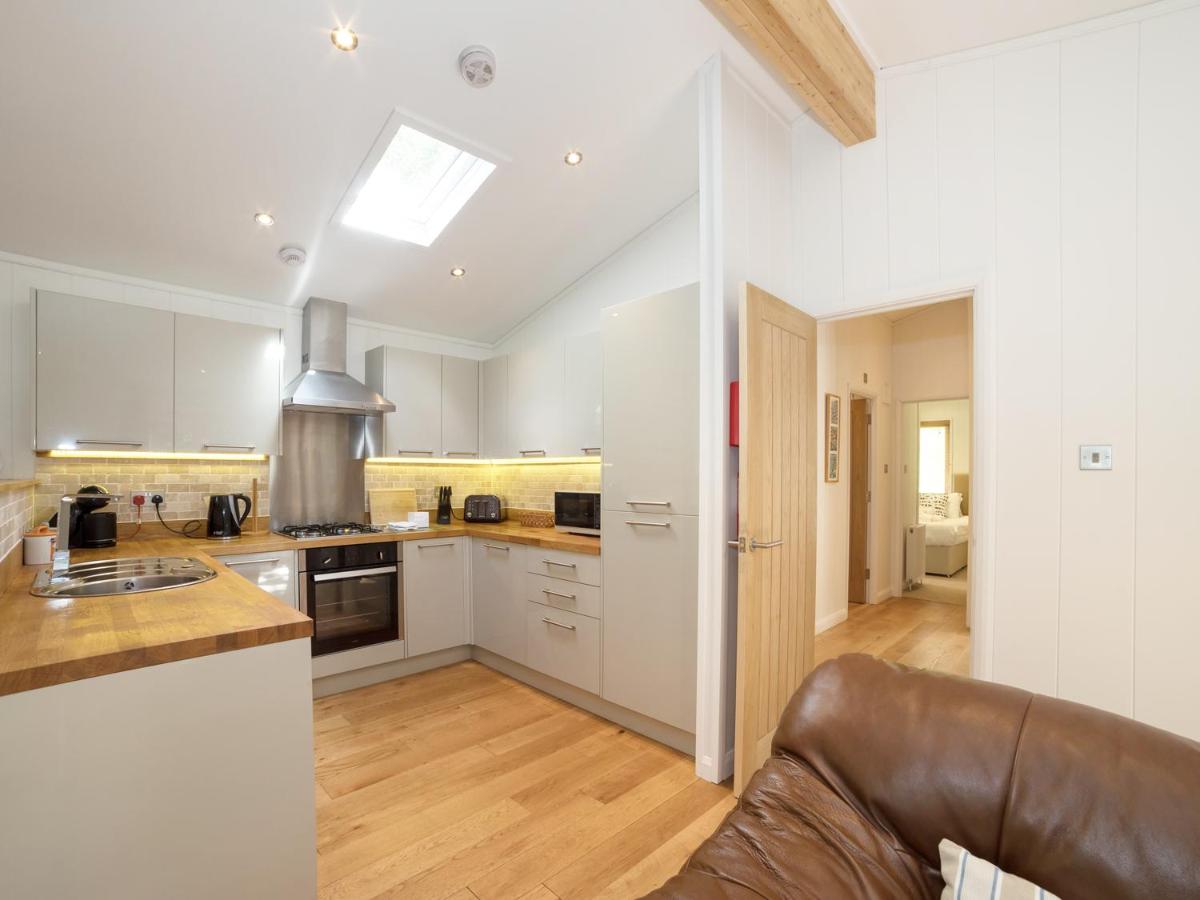 7 Streamside - Housity